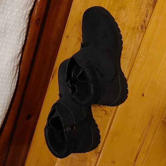 Wanderlust Women's Black ankle boot size 9 - Picture 6 of 8